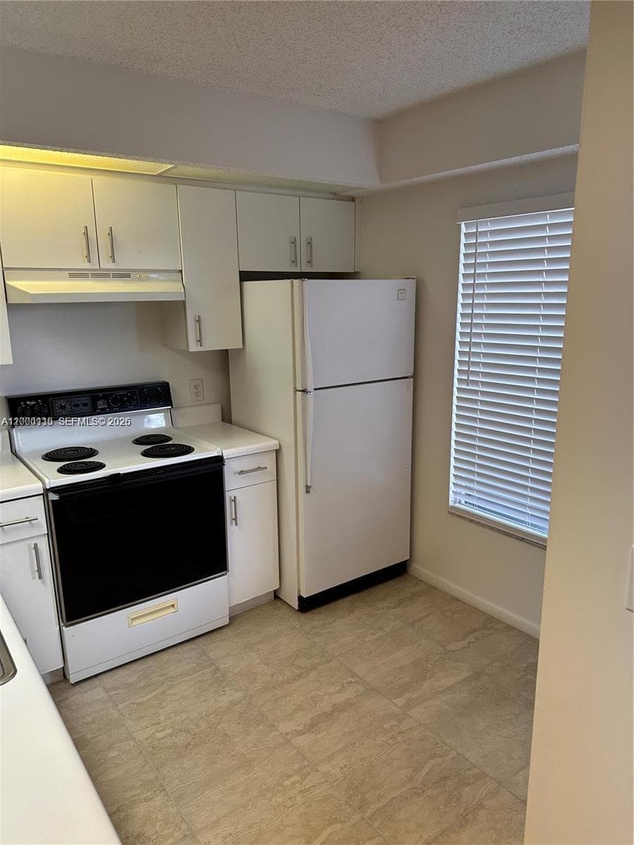 800 SW 137th Ave # 404G, Pembroke Pines, FL 33027 photo 5
