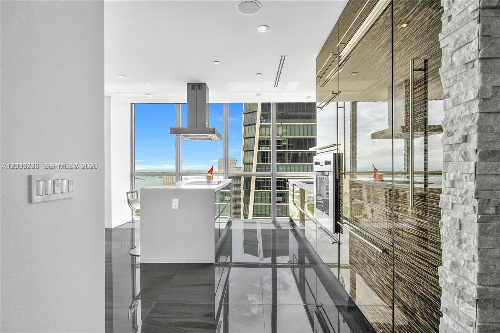 1100 Biscayne Blvd # 6001, Miami, FL 33132 photo 5