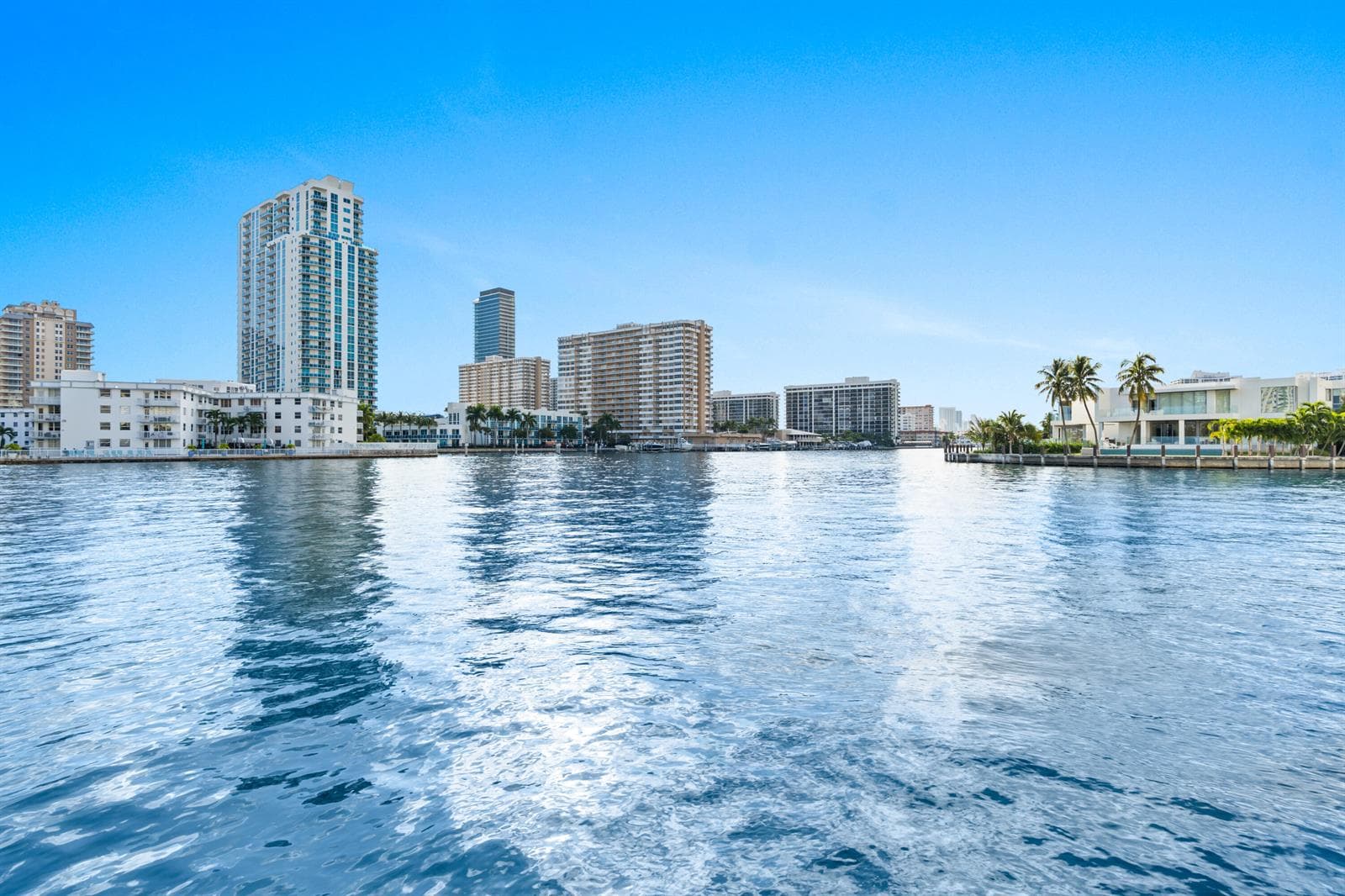 121 Golden Isles Drive # Ph1, Hallandale Beach, FL 33009 photo 5