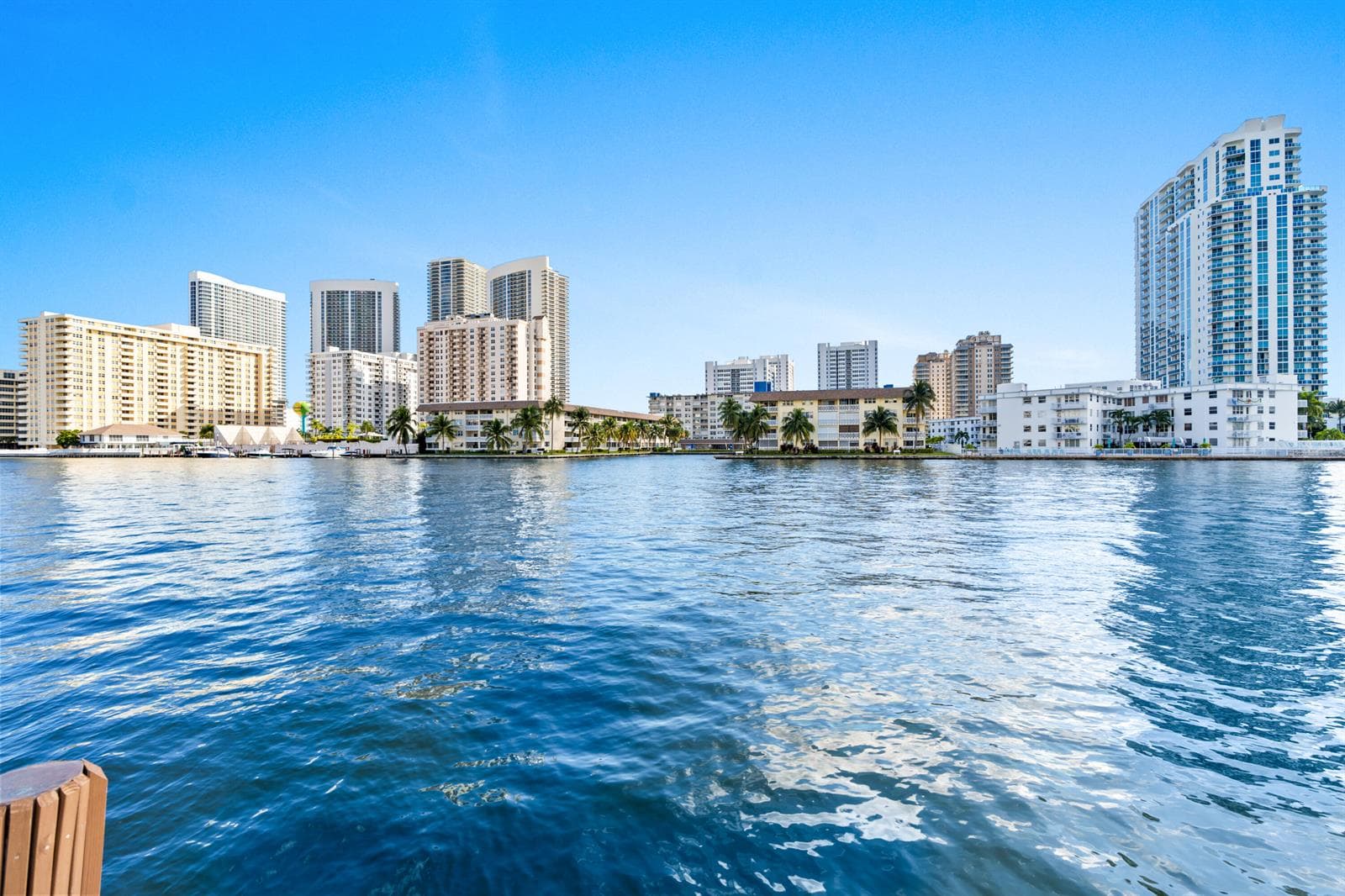 121 Golden Isles Drive # Ph1, Hallandale Beach, FL 33009 photo 4