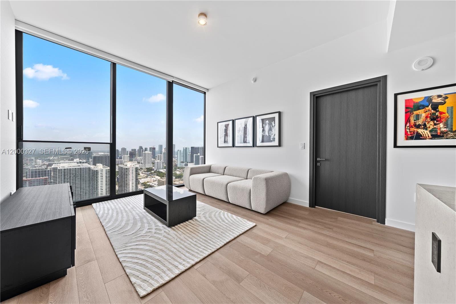 20 NE 11th St # 4502, Miami, FL 33132 photo 2