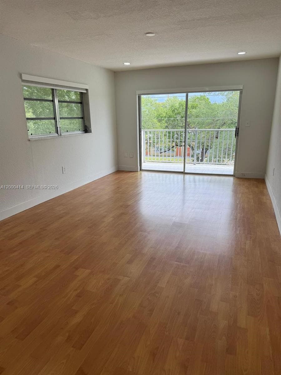 12105 NE 11th Pl # 306, North Miami, FL 33161