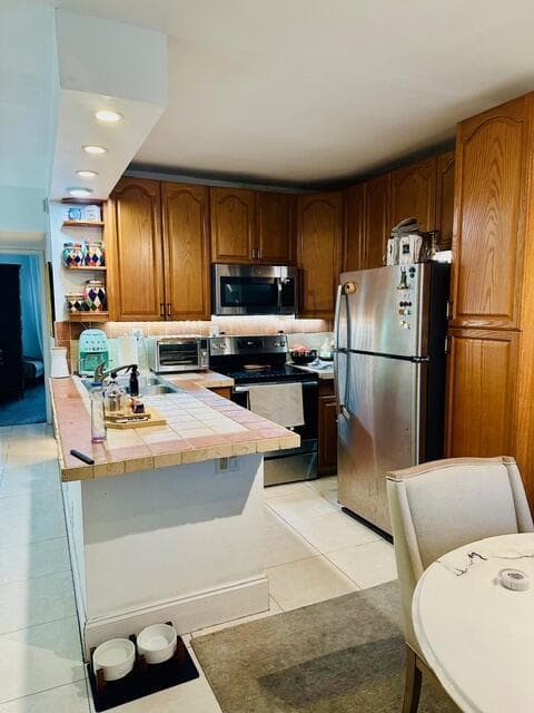1150 NW 30th Court NW # 203, Wilton Manors, FL 33311 photo 5