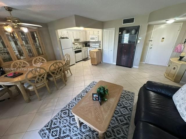 4980 E Sabal Palm Blvd # 330, Tamarac, FL 33319 photo 5