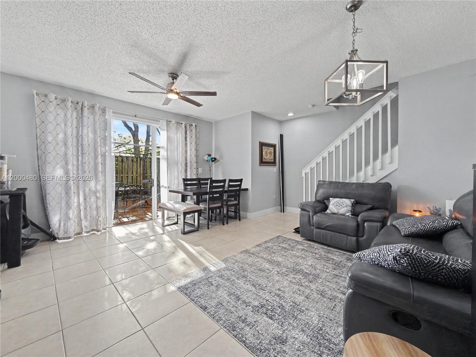 1033 NE 42nd Pl, Homestead, FL 33033 photo 2