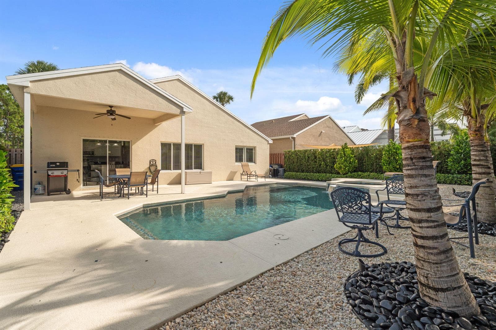 4620 SE Winter Haven Court, Stuart, FL 34997 photo 4