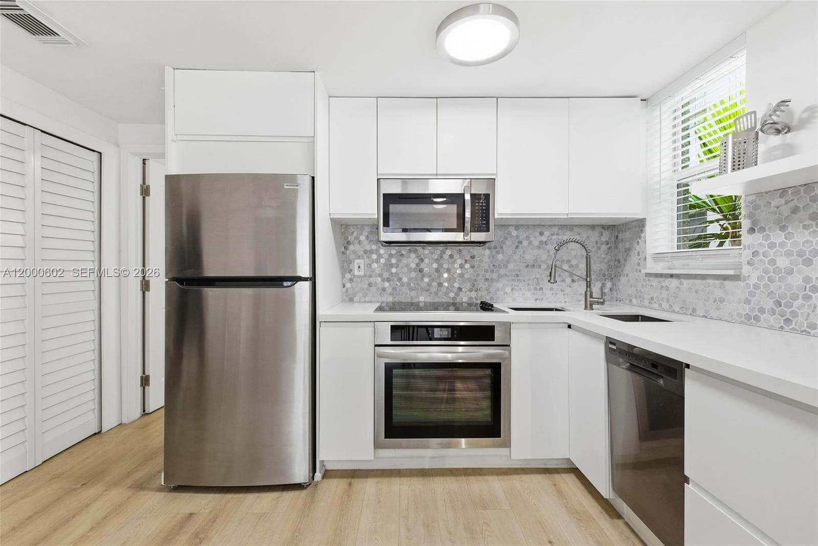 1550 Drexel Ave # 207, Miami Beach, FL 33139 photo 5