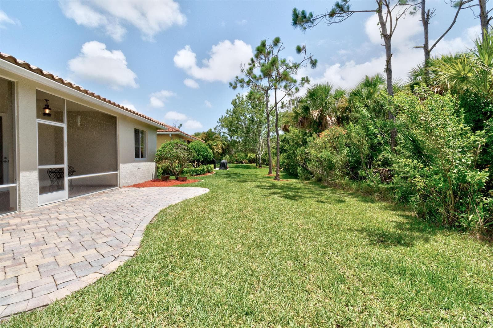 6188 Dorchester Way, Vero Beach, FL 32966 photo 4