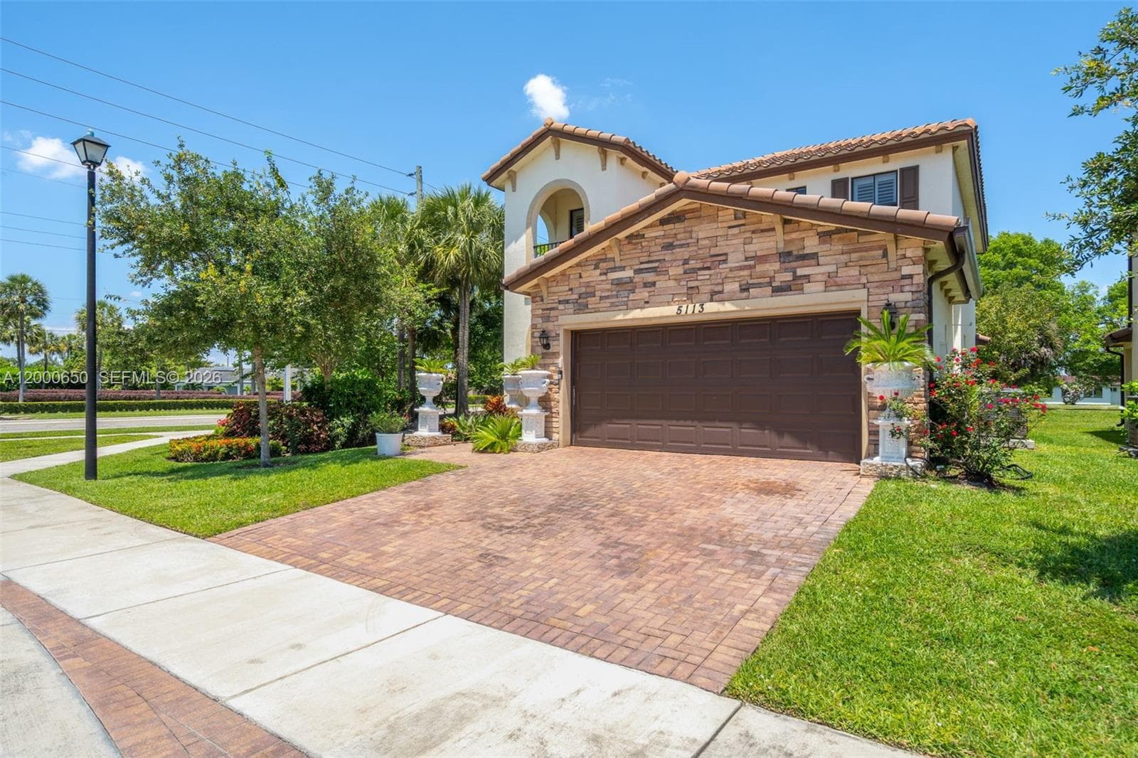5113 NW 52nd St, Tamarac, FL 33319 photo 2