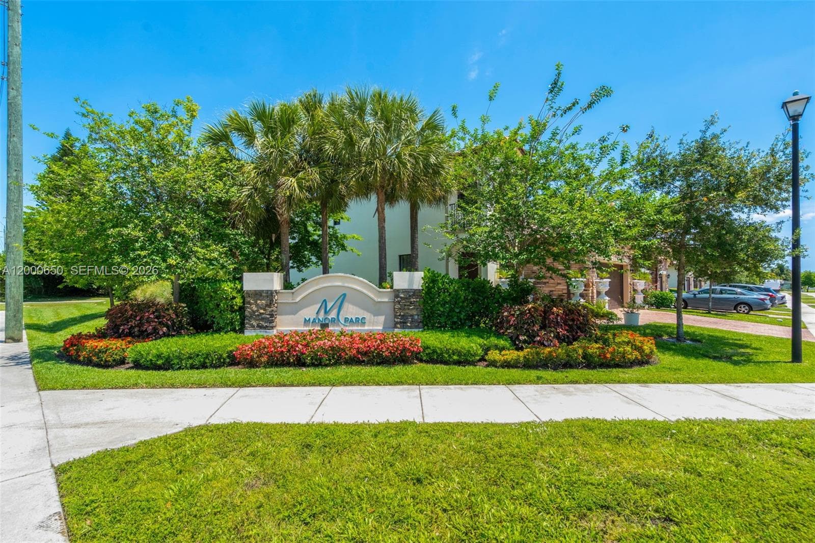5113 NW 52nd St, Tamarac, FL 33319 photo 3