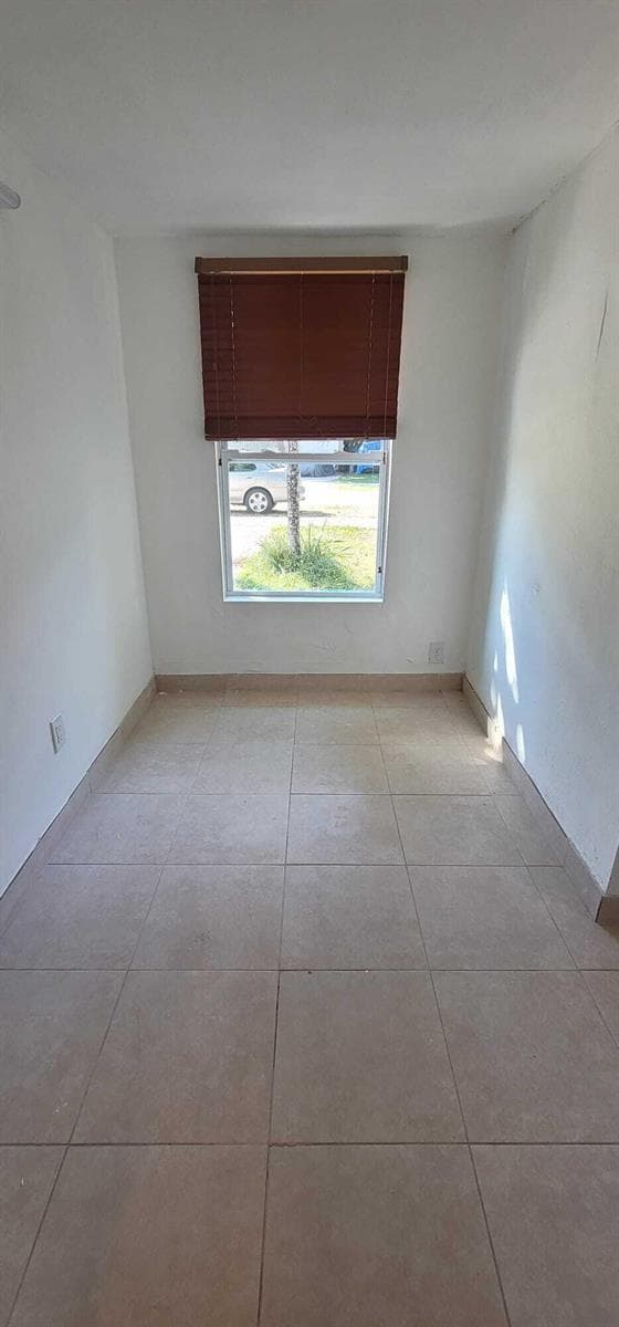 5721 Fillmore Street, Hollywood, FL 33021 photo 5