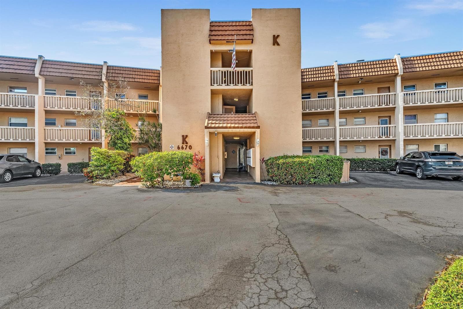 6670 Royal Palm Boulevard # 110, Margate, FL 33063 photo 2