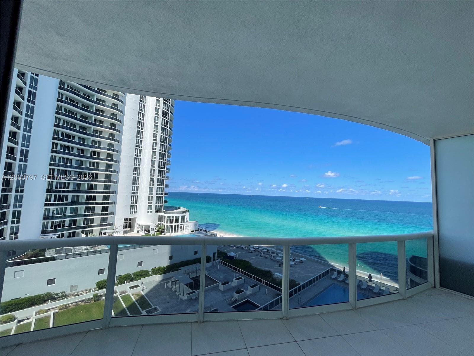 15811 Collins Ave # 803, Sunny Isles Beach, FL 33160