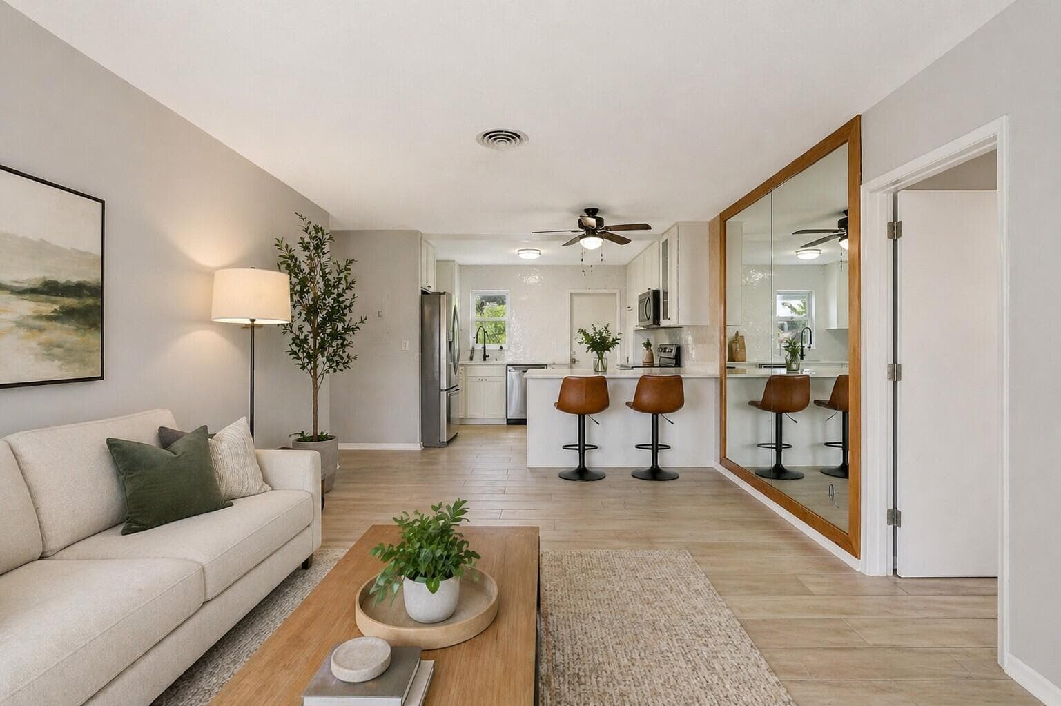 2829 NE 30th Street # 302, Fort Lauderdale, FL 33306 photo 2