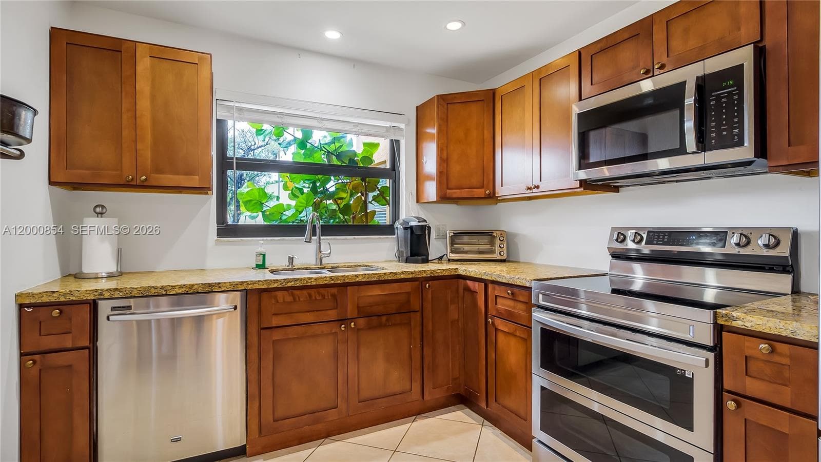 1541 NW 92nd Ave # 186, Pembroke Pines, FL 33024 photo 2