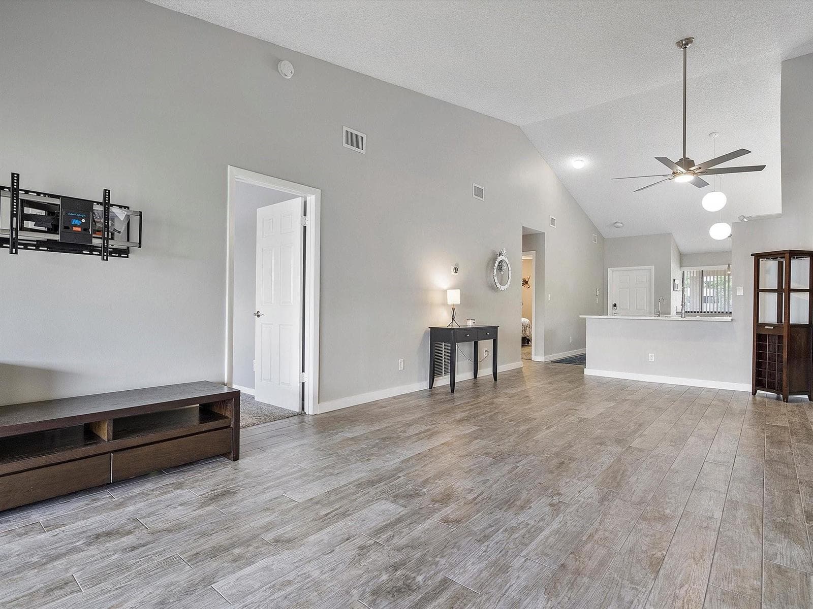 3200 NW 46th Street # 203, Oakland Park, FL 33309 photo 4