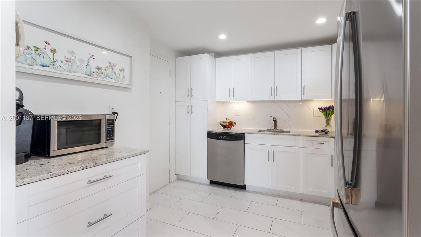 300 Bayview Dr # 315, Sunny Isles Beach, FL 33160 photo 5