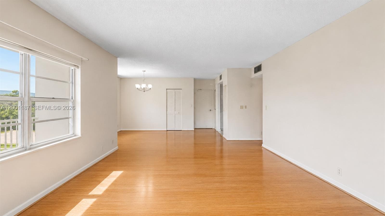 300 Bayview Dr # 315, Sunny Isles Beach, FL 33160 photo 4