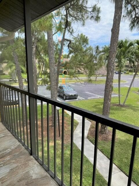 441 Pine Glen Lane # D-2, FL 33463 photo 4