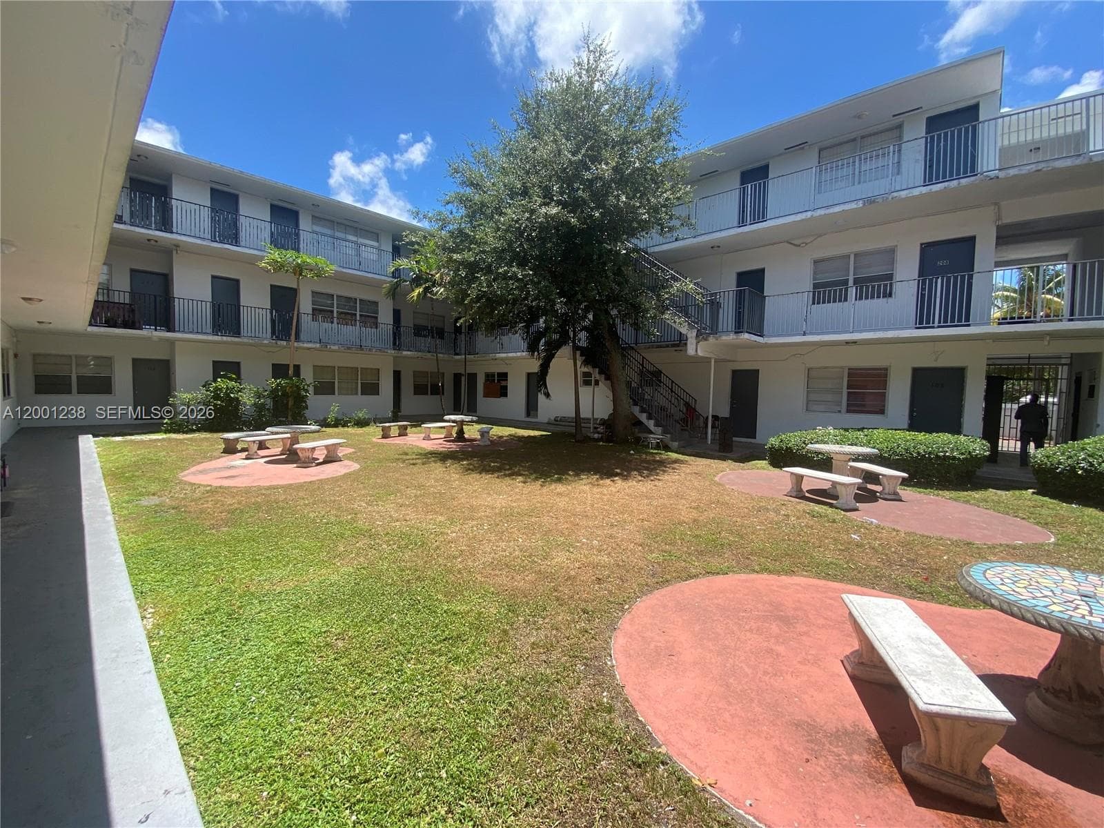 13700 NE 6th Ave # 205, North Miami, FL 33161 photo 4