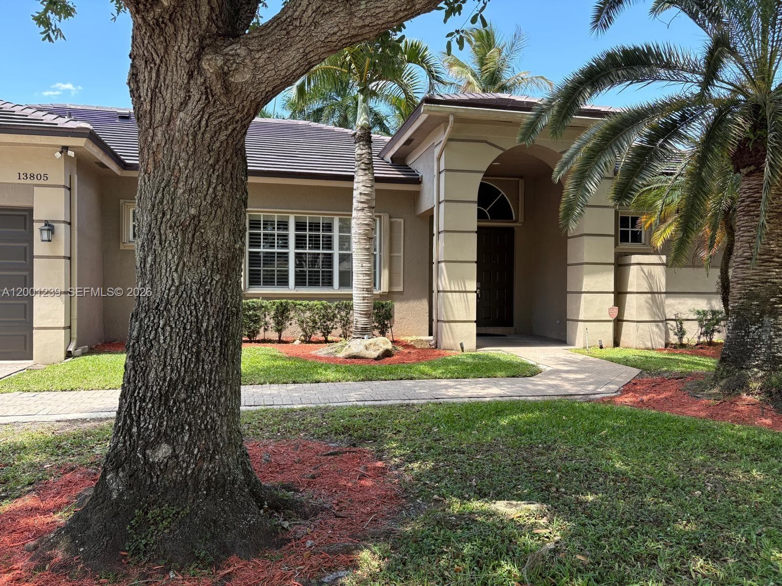 13805 SW 41st St, Davie, FL 33330 photo 2