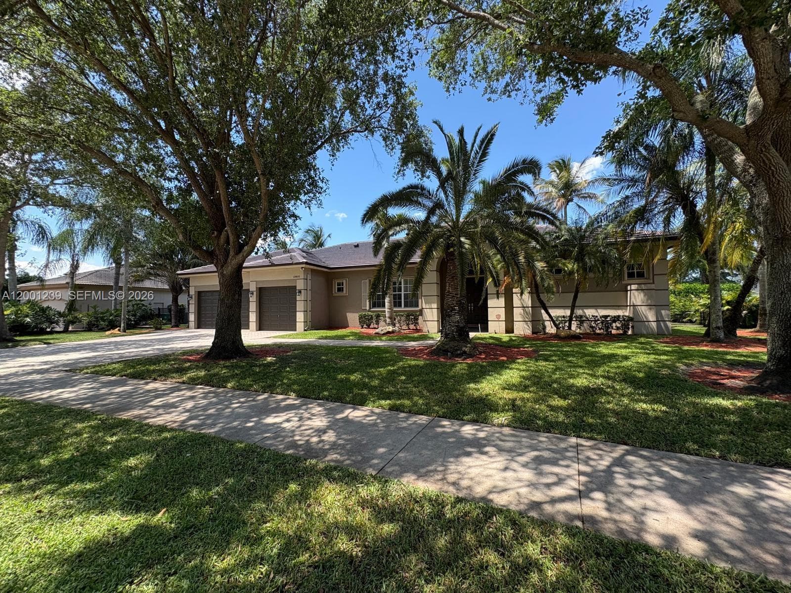 13805 SW 41st St, Davie, FL 33330 photo 4