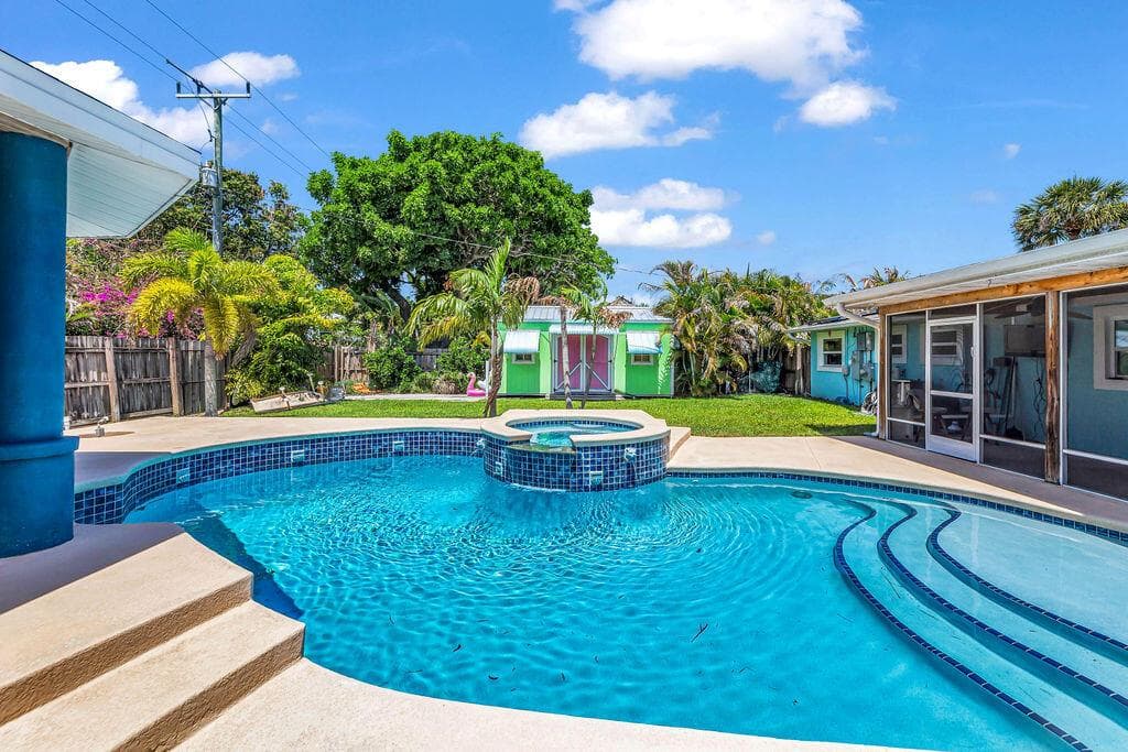 614 SE Flamingo Avenue, Stuart, FL 34996 photo 3