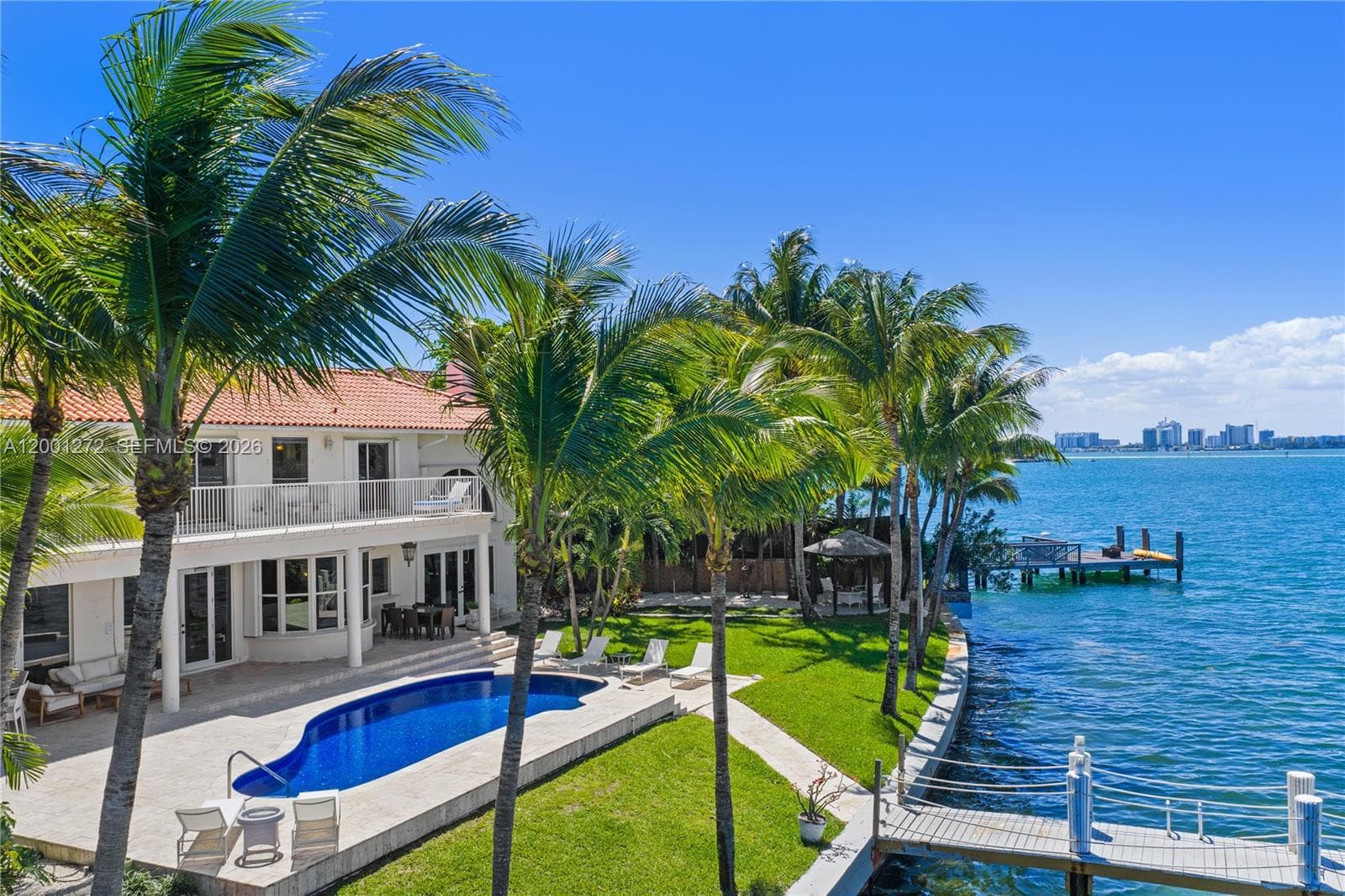 1575 Stillwater Dr, Miami Beach, FL 33141 photo 3