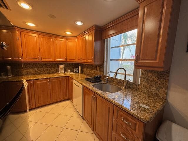 107 Flanders, Delray Beach, FL 33484 photo 5