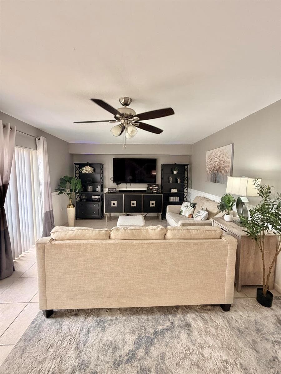 812 8th Way, West Palm Beach, FL 33407 photo 5
