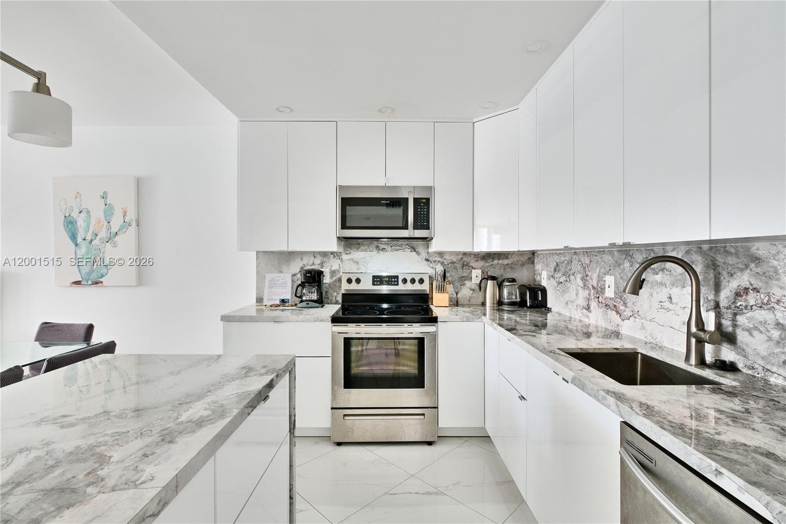 19370 Collins Ave # 1406, Sunny Isles Beach, FL 33160 photo 2