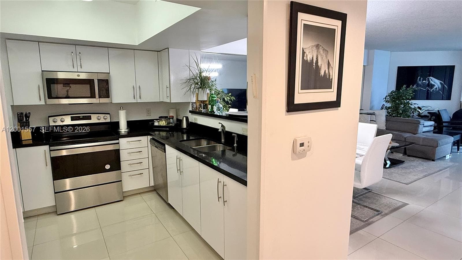 17375 Collins Ave # 1006, Sunny Isles Beach, FL 33160 photo 5