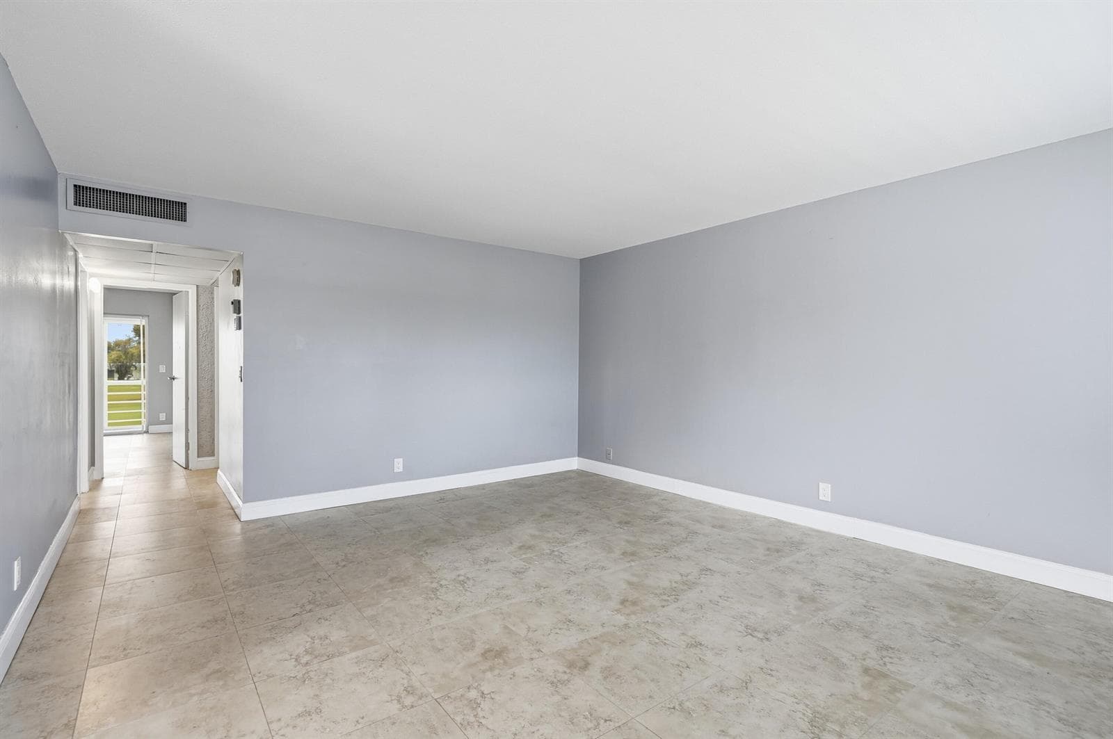 373 Tuscany G, Delray Beach, FL 33446 photo 4