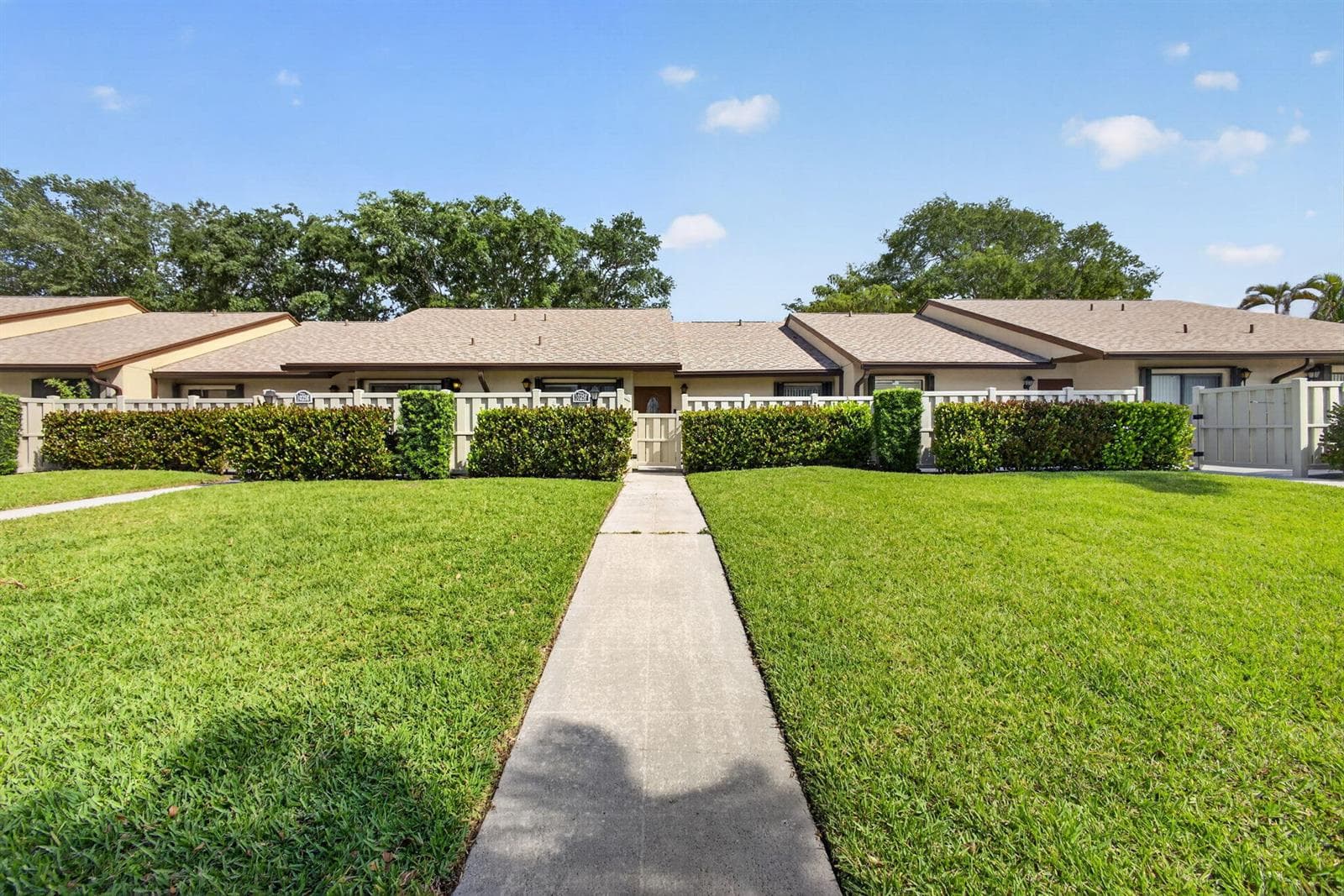 1025 Green Pine Boulevard # F, West Palm Beach, FL 33409 photo 2