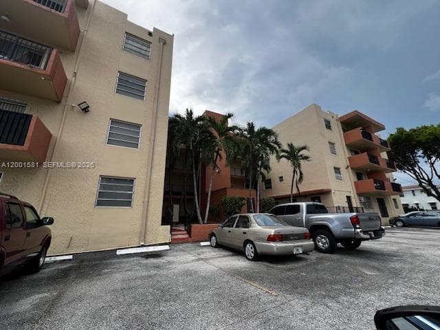 677 SW 9th Ave # 205, Miami, FL 33130 photo 2