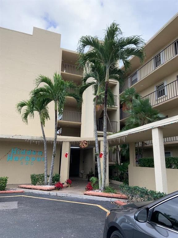 890 N Federal Highway # 405, Lantana, FL 33462 photo 2