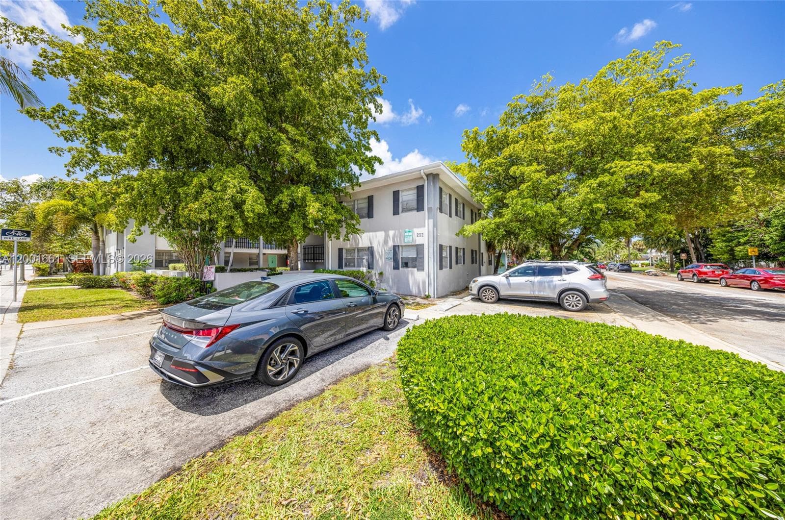 202 Lucerne Ave # 1-14, Lake Worth, FL 33460 photo 2