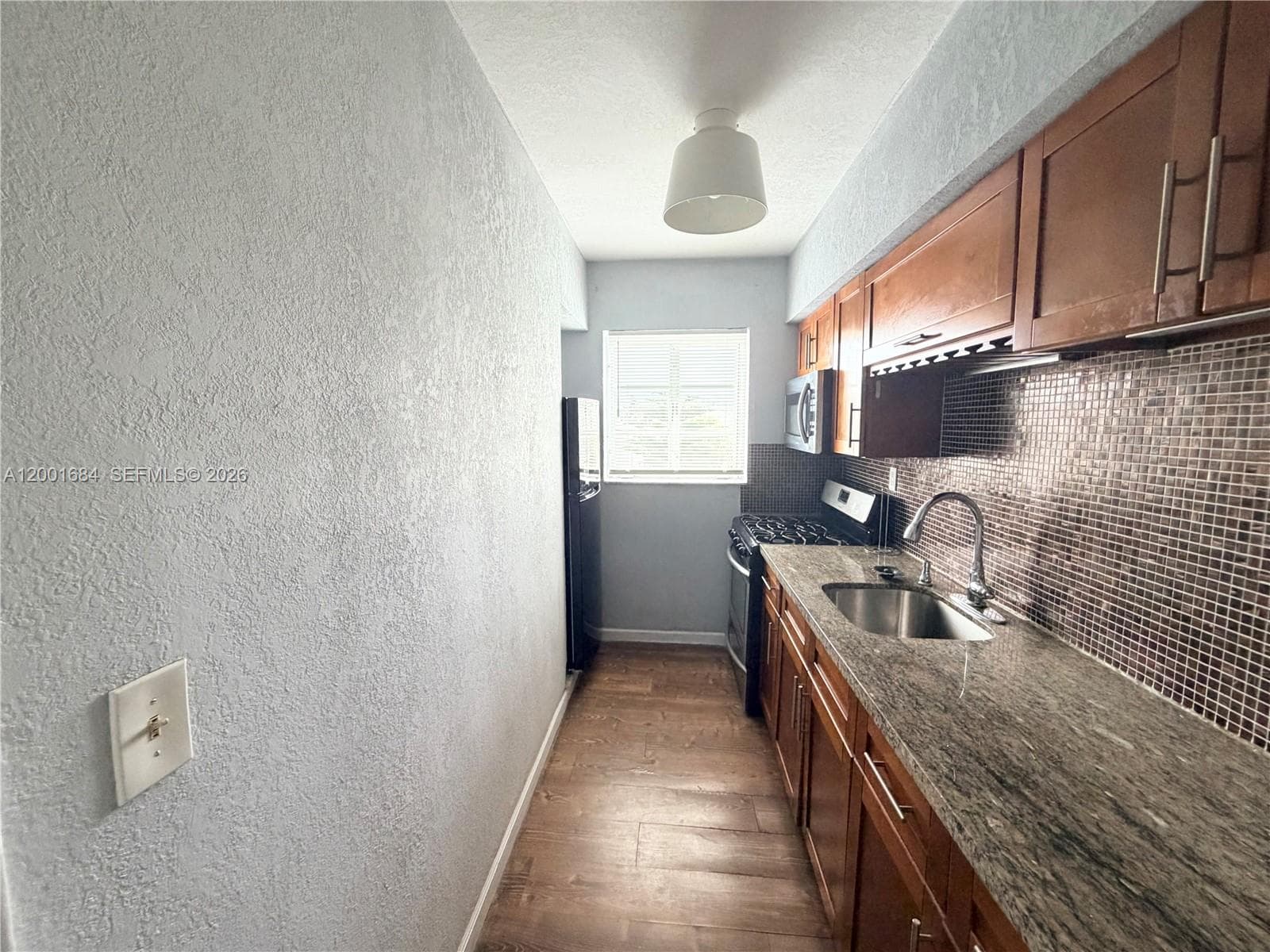 620 84th St # 25, Miami Beach, FL 33141 photo 4
