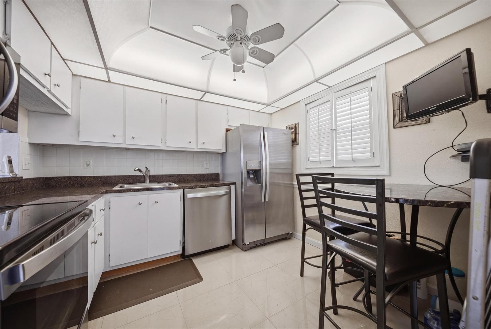 3040 Holiday Springs Boulevard # 212, Margate, FL 33063 photo 4