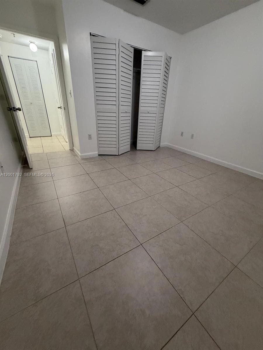 1300 NE 109th St # 404, Miami, FL 33161 photo 5