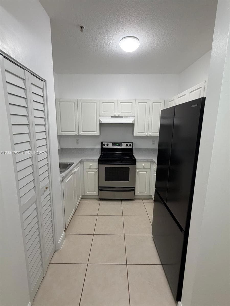1300 NE 109th St # 404, Miami, FL 33161 photo 4