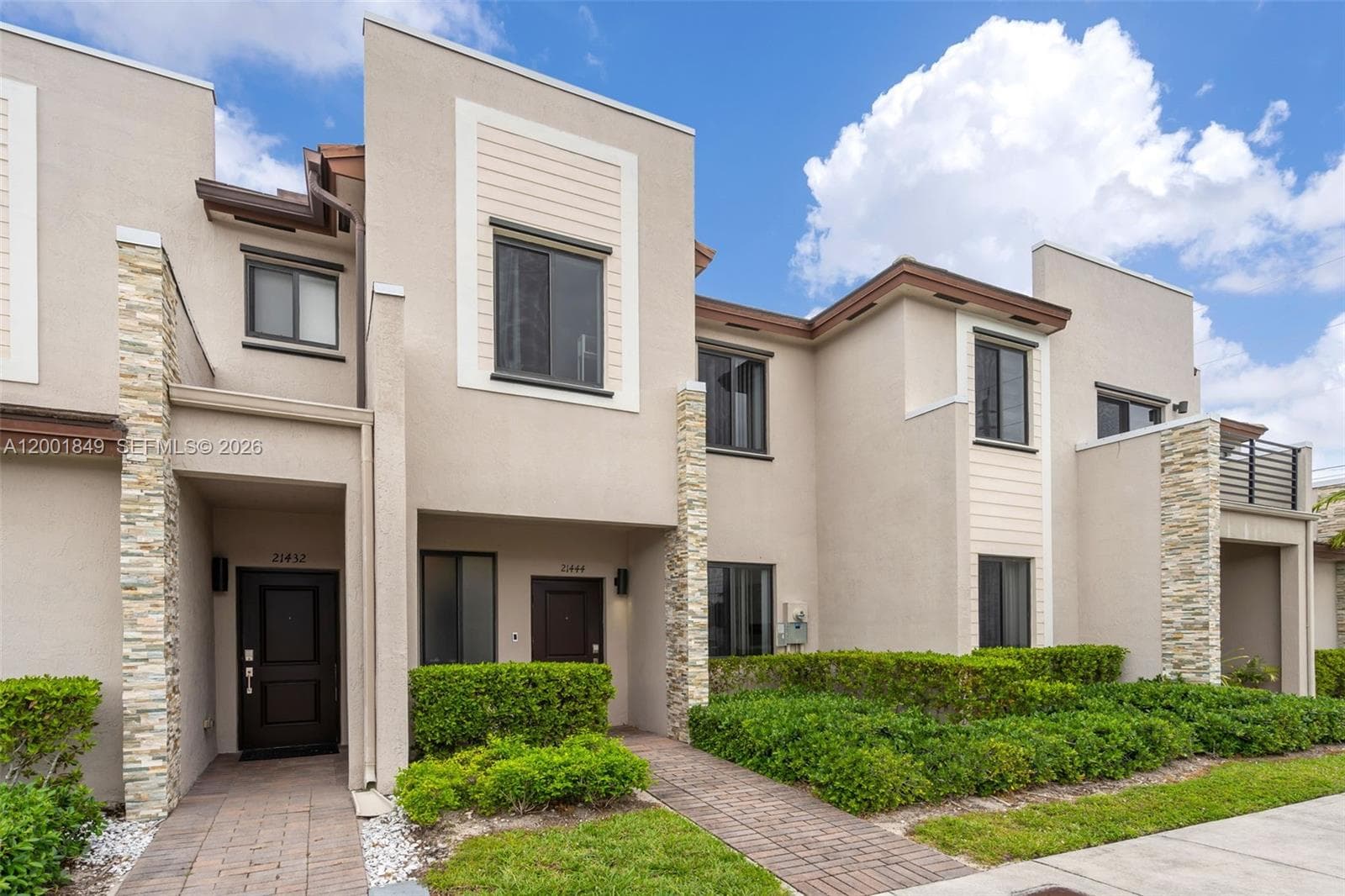 21444 NE 2nd Path, Miami, FL 33179 photo 2
