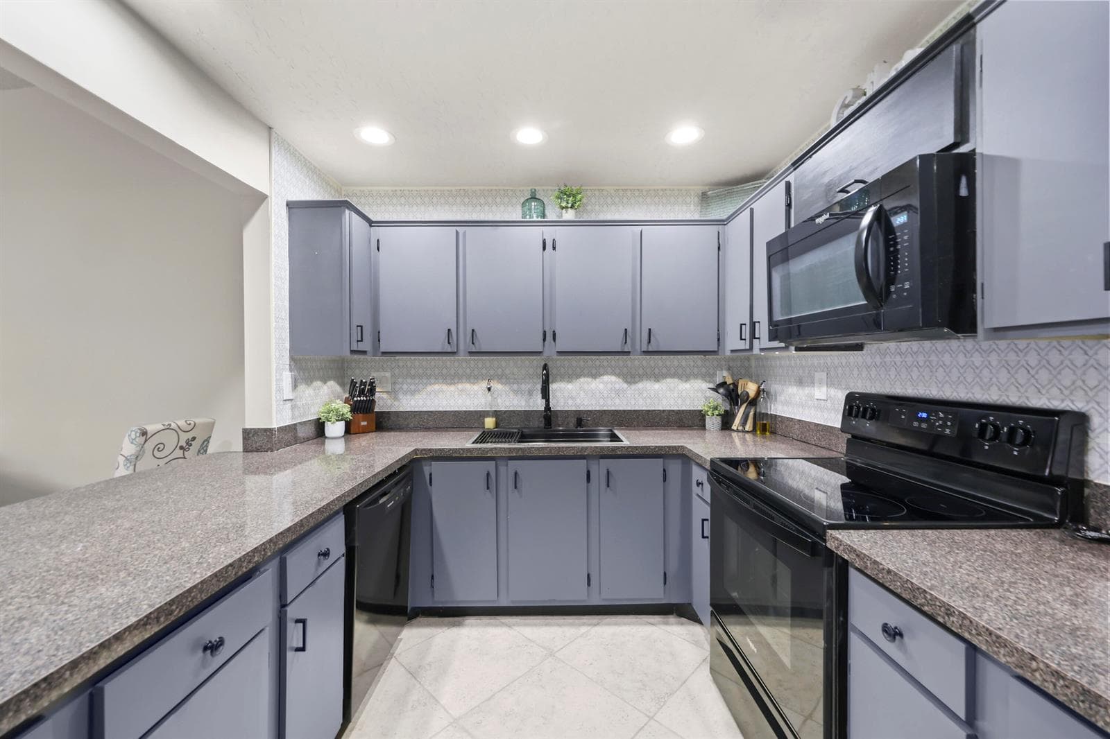 39 Bethesda Park Circle # L39, Boynton Beach, FL 33435 photo 5