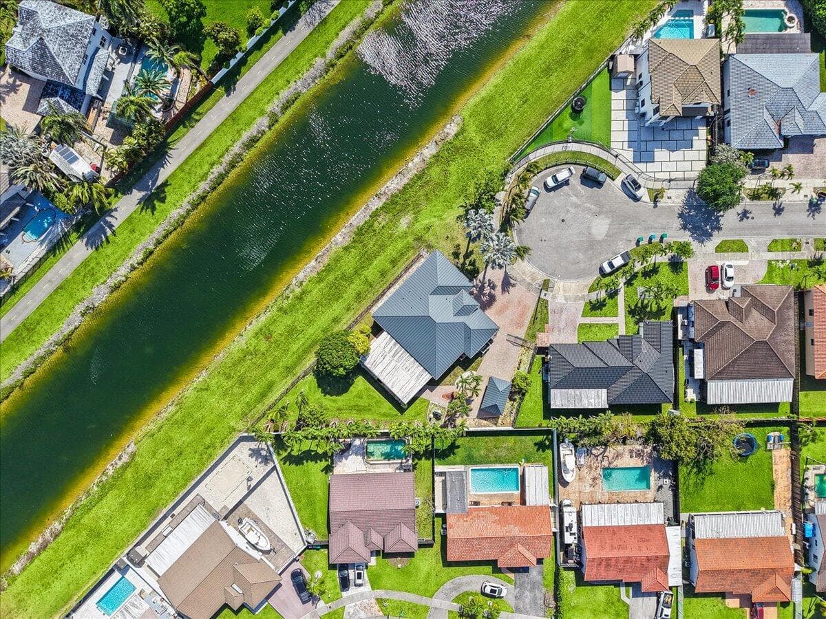 20300 SW 129th Place, Miami, FL 33177 photo 4