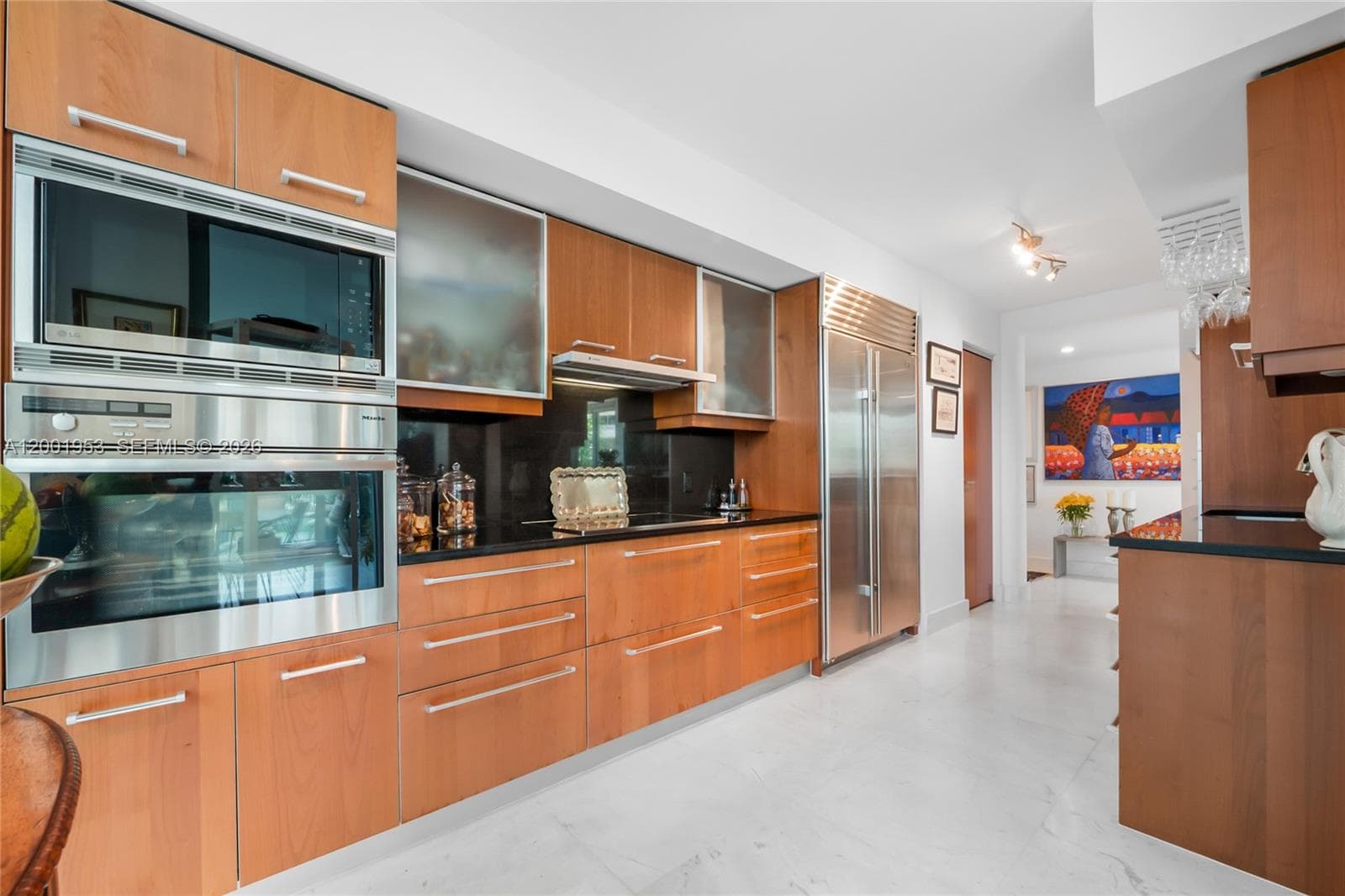 1331 Brickell Bay Dr # 408, Miami, FL 33131 photo 3