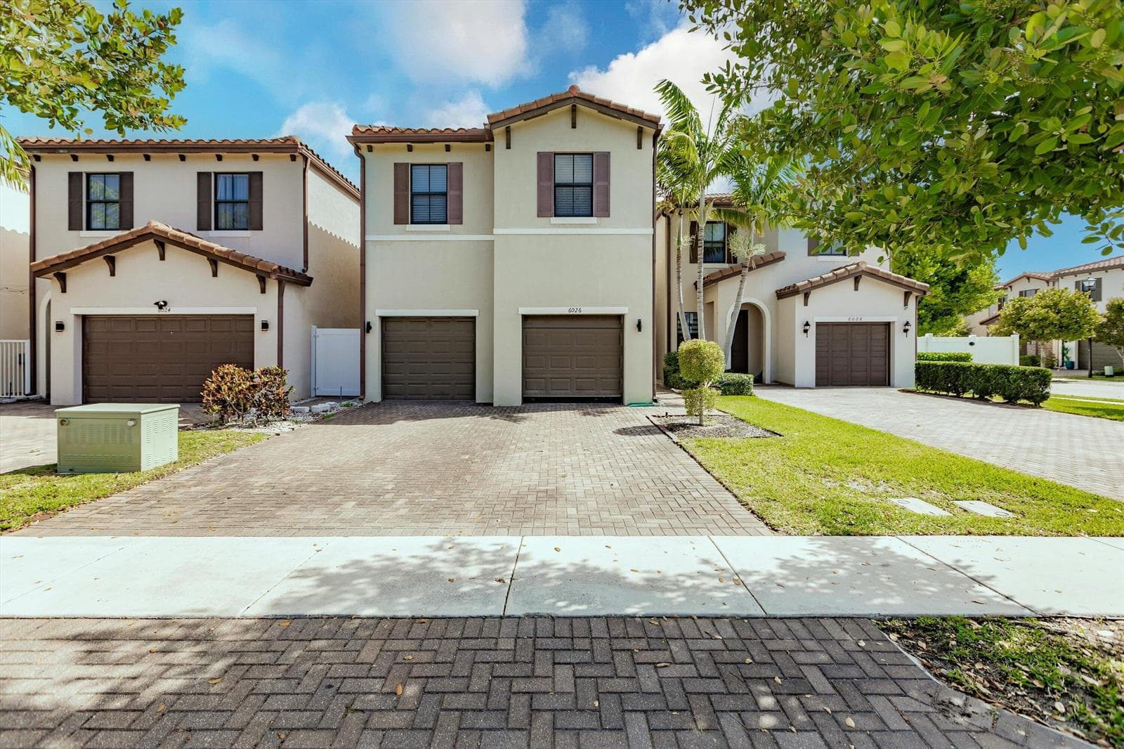 6026 Pine Tree Way # 6026, Riviera Beach, FL 33410 photo 2