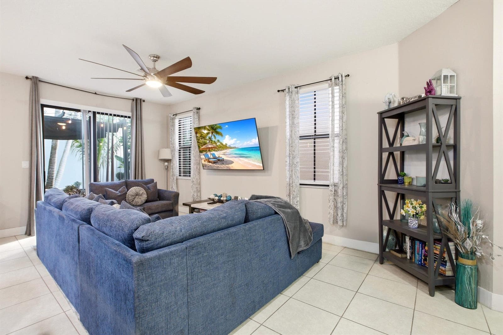 6026 Pine Tree Way # 6026, Riviera Beach, FL 33410 photo 4