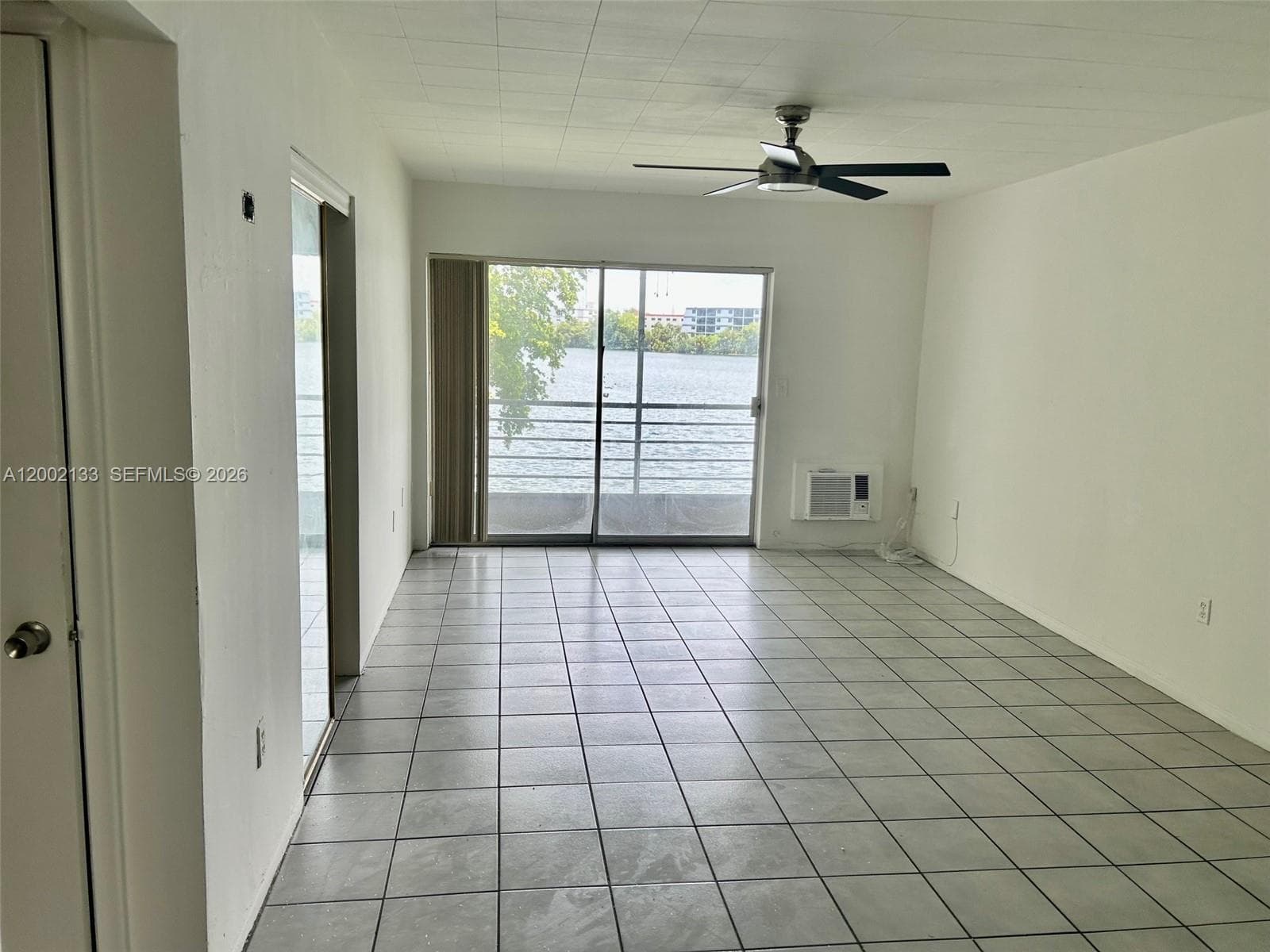 245 NE 191st St # 3017, Miami, FL 33179 photo 3