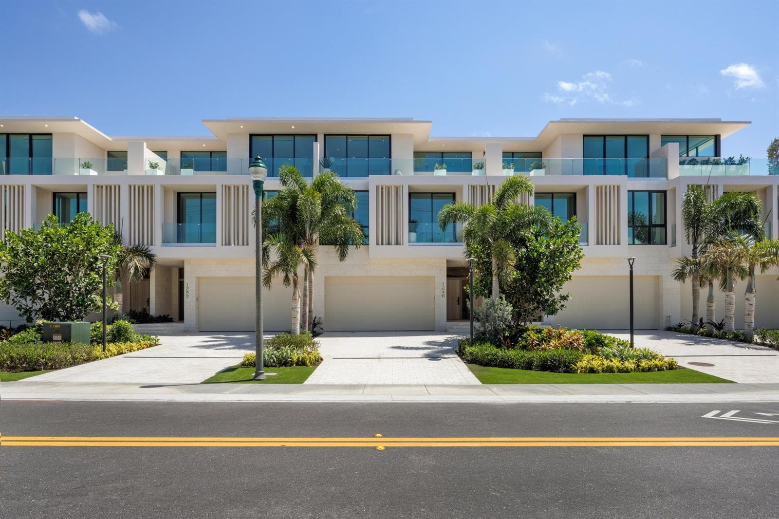 1258 George Bush Boulevard, Delray Beach, FL 33483 photo 2