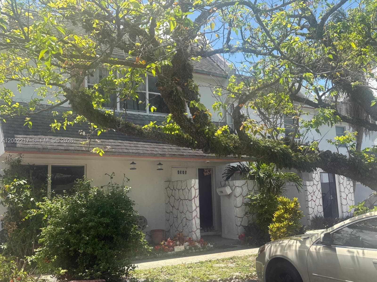 1318 Silverado Dr, North Lauderdale, FL 33068 photo 2